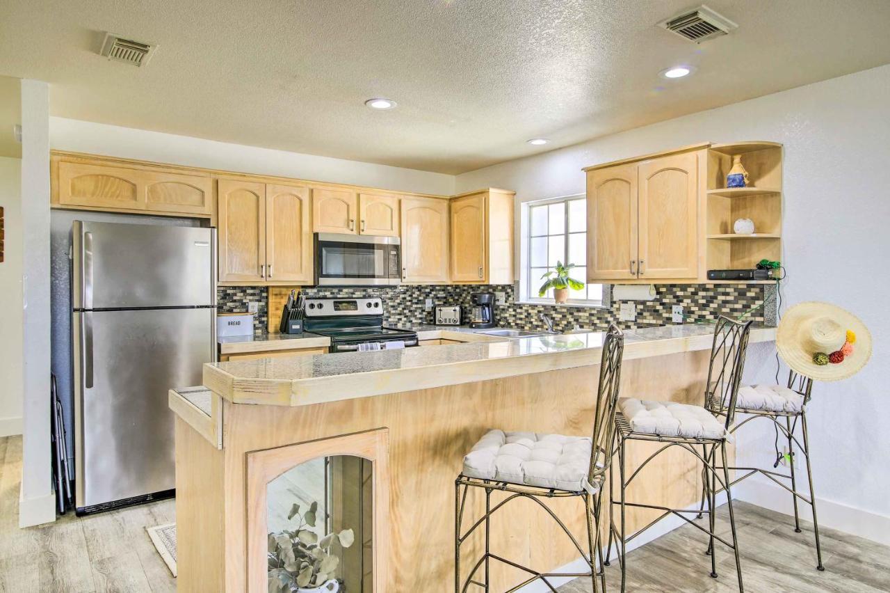 South Padre Island Getaway - Newly Renovated! Apartment Exterior photo